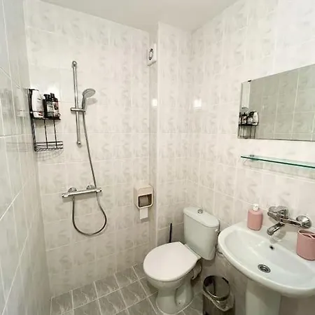 уютен дом на 15 минути от плажа Apartment *